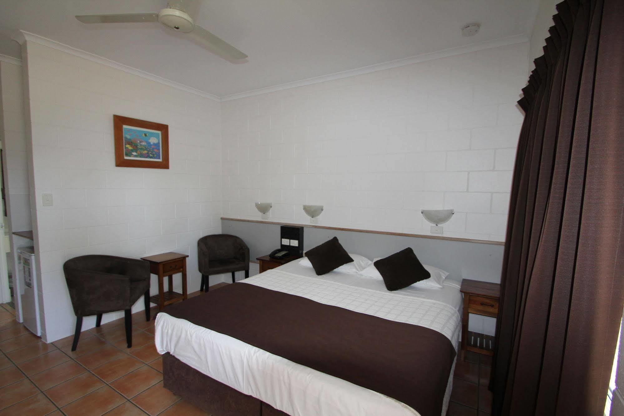 Colonial Rose Motel Townsville Extérieur photo