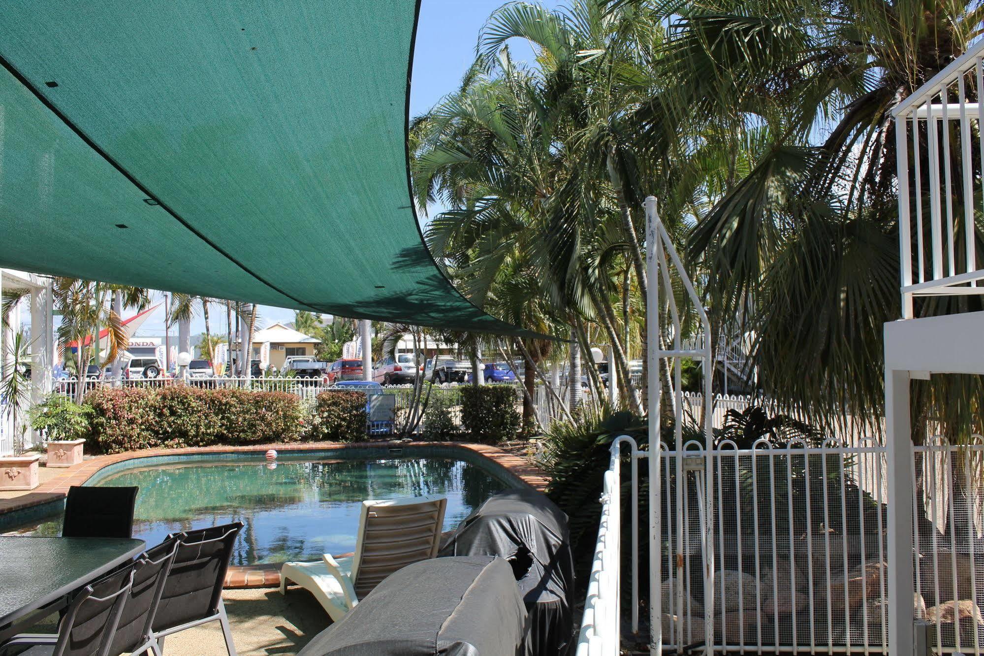 Colonial Rose Motel Townsville Extérieur photo